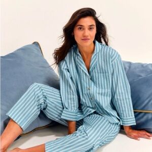 Parterre Pajama is a classic sleep set with a fresh cut and comfortable fit.